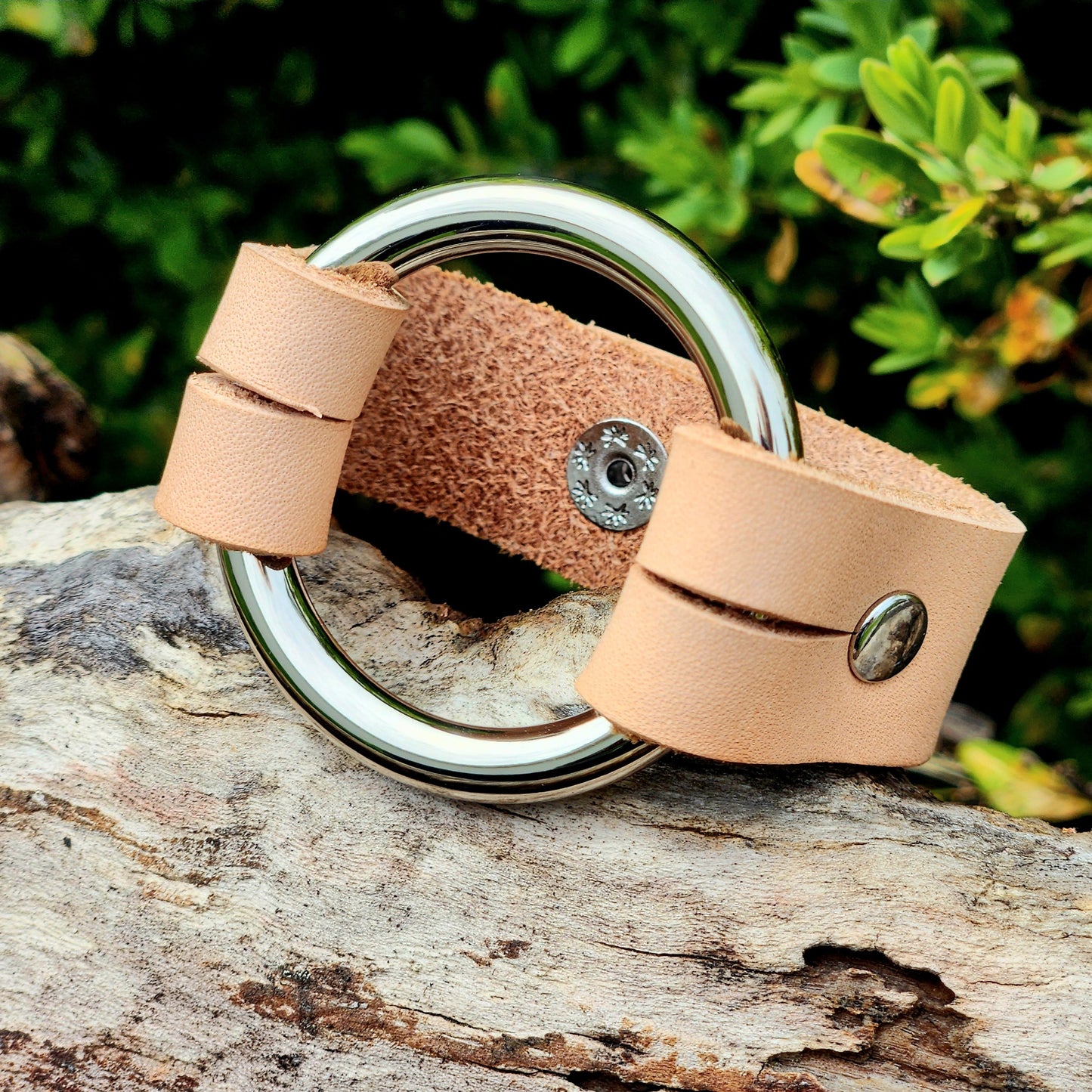 Bella O-Ring Leather bracelet -