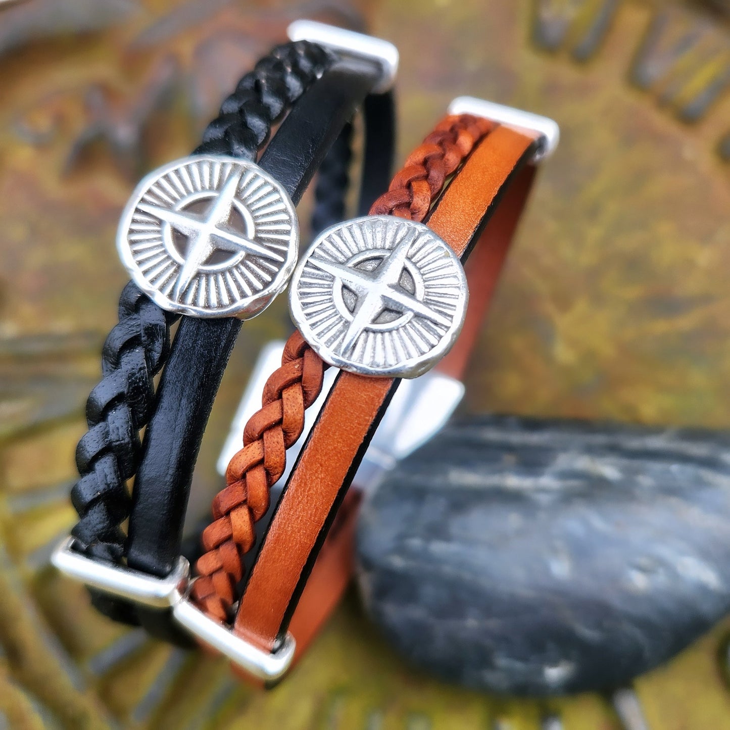 Compass Symbol Leather bracelet for men