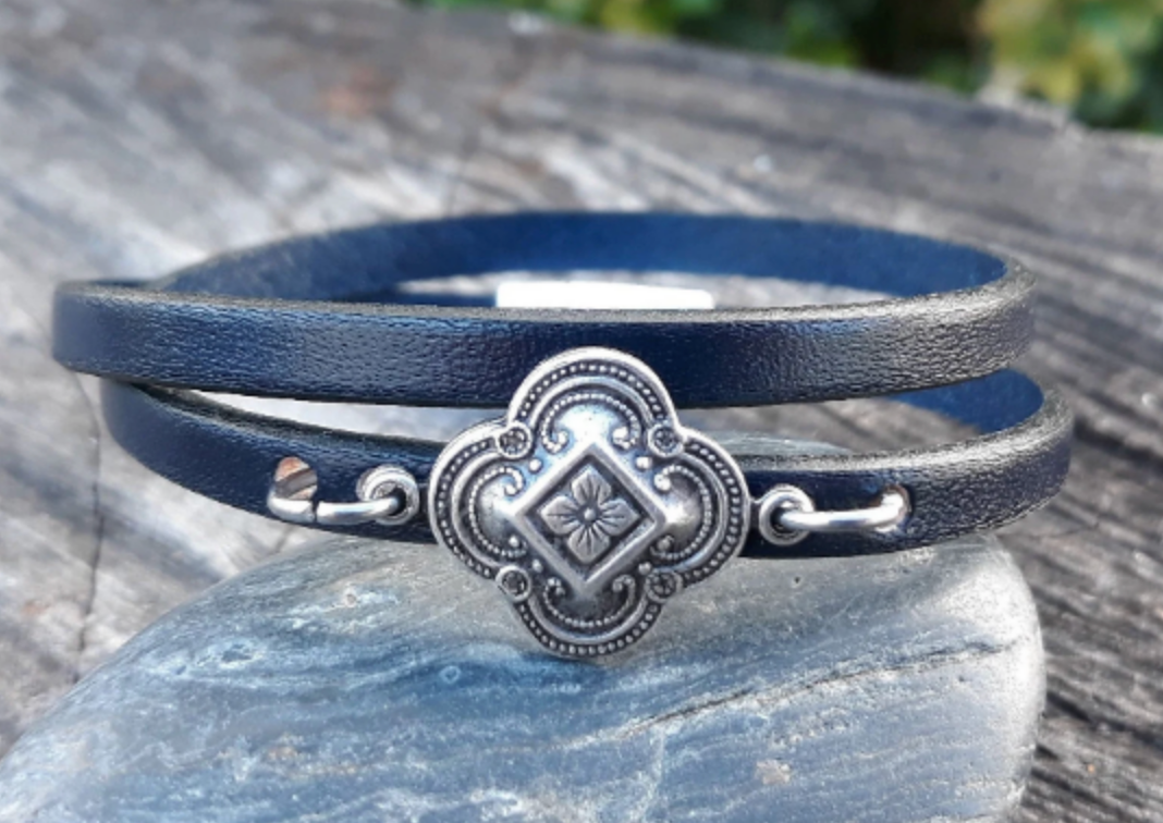 Silver Quatrefoil leather wrap bracelet
