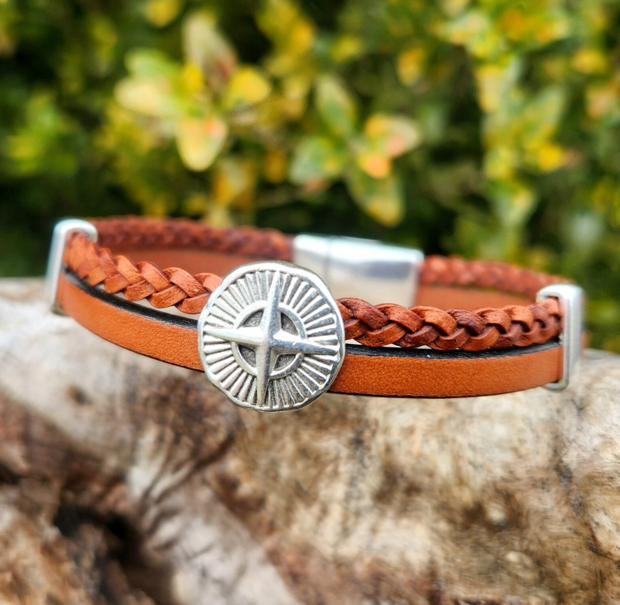 Compass Symbol Leather bracelet for men