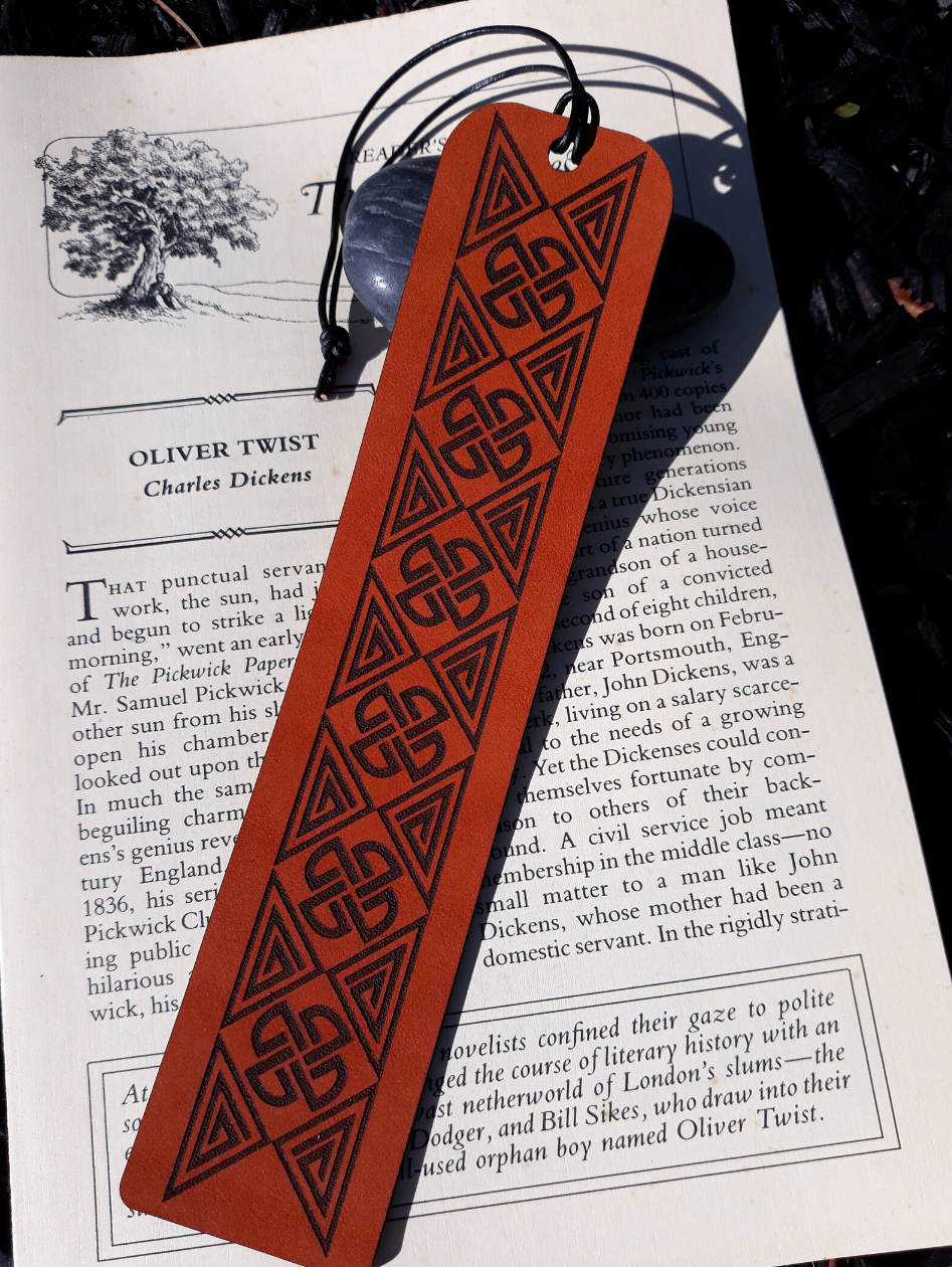 Celtic Knot 2 Leather bookmark - engraved bookmark