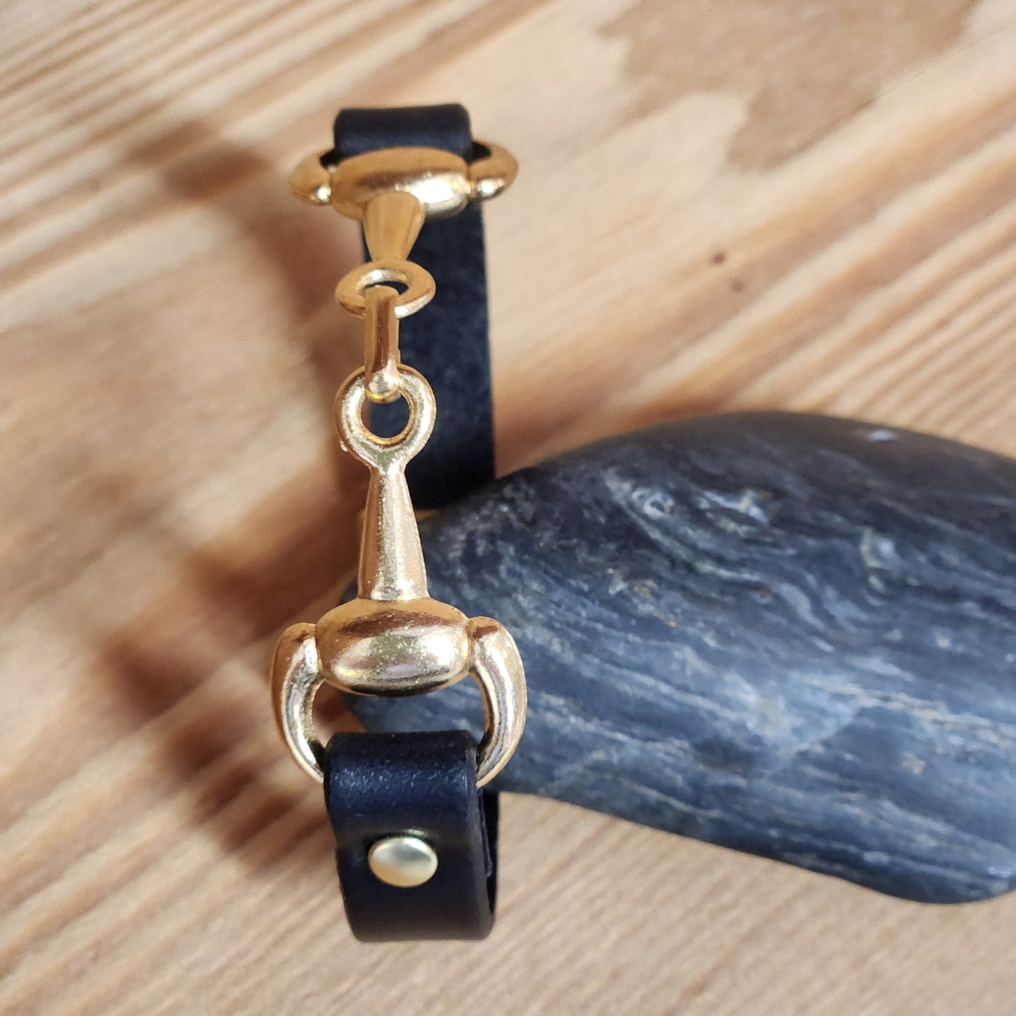 Snaffle Bit leather bracelet - Equestrian leather jewelry