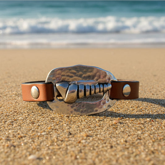 Nautilus Shell Leather Bracelet - Beach theme bracelet